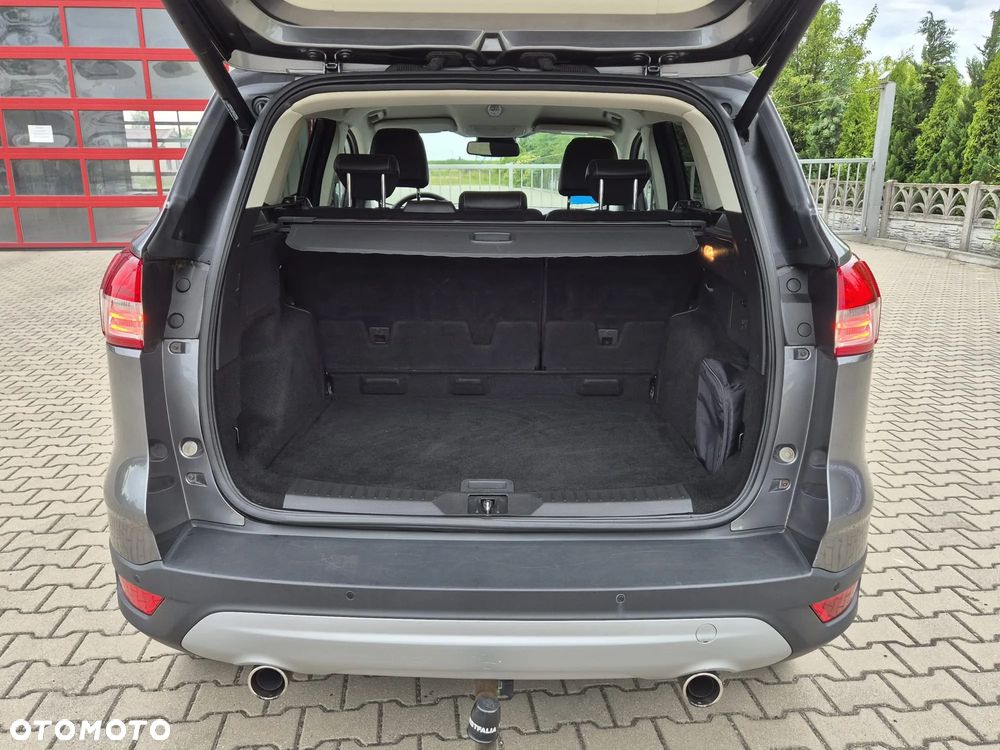Ford Kuga 2.0 TDCi 4x4 Titanium - 29
