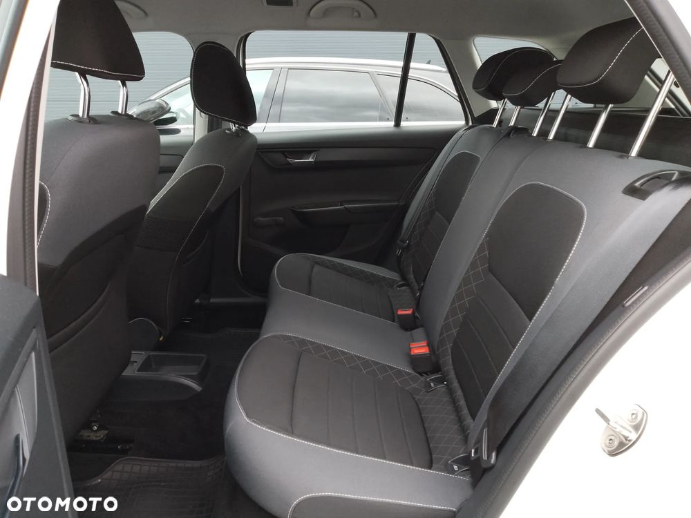 Skoda Fabia 1.0 TSI Ambition - 17