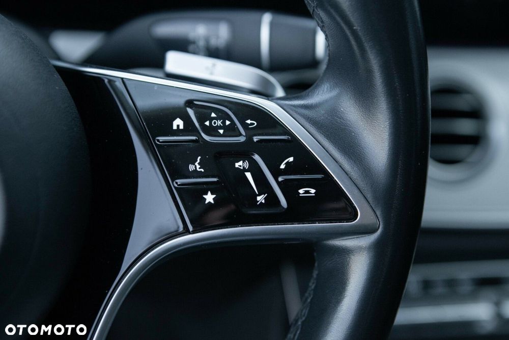 Mercedes-Benz Klasa E 220 d 4-Matic AMG - 23