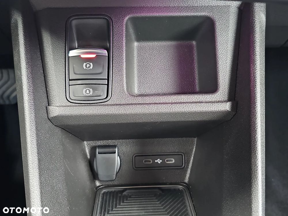 Renault 4 E-Tech 52kWh Comfort Range Techno - 28