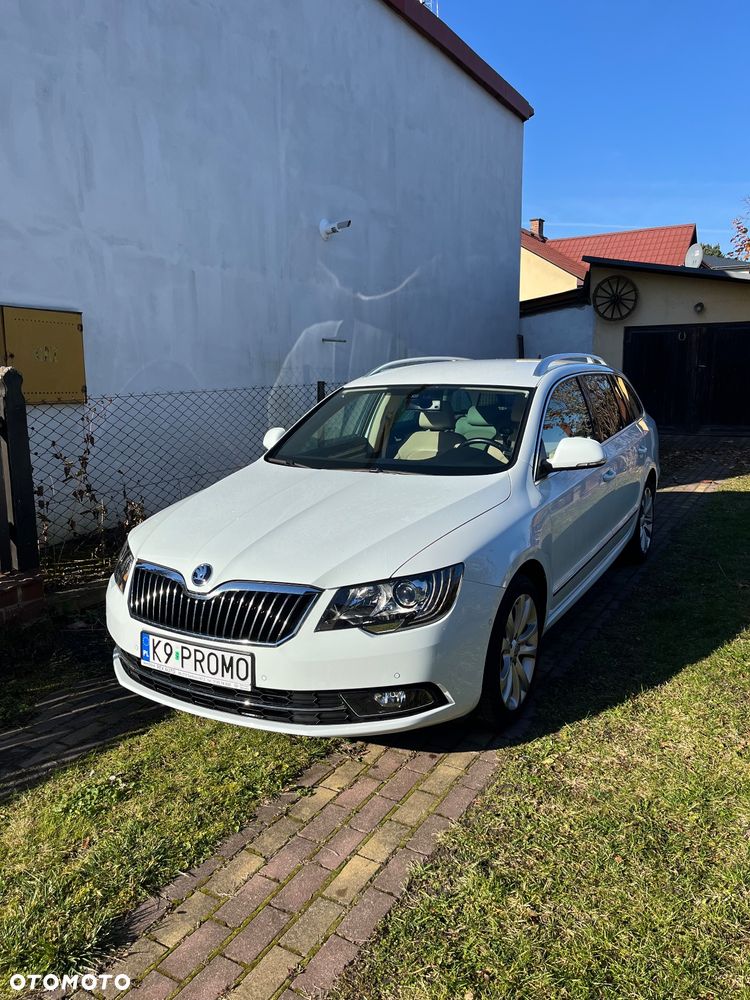 Skoda Superb 2.0 TDI 4x4 Ambition DSG - 1