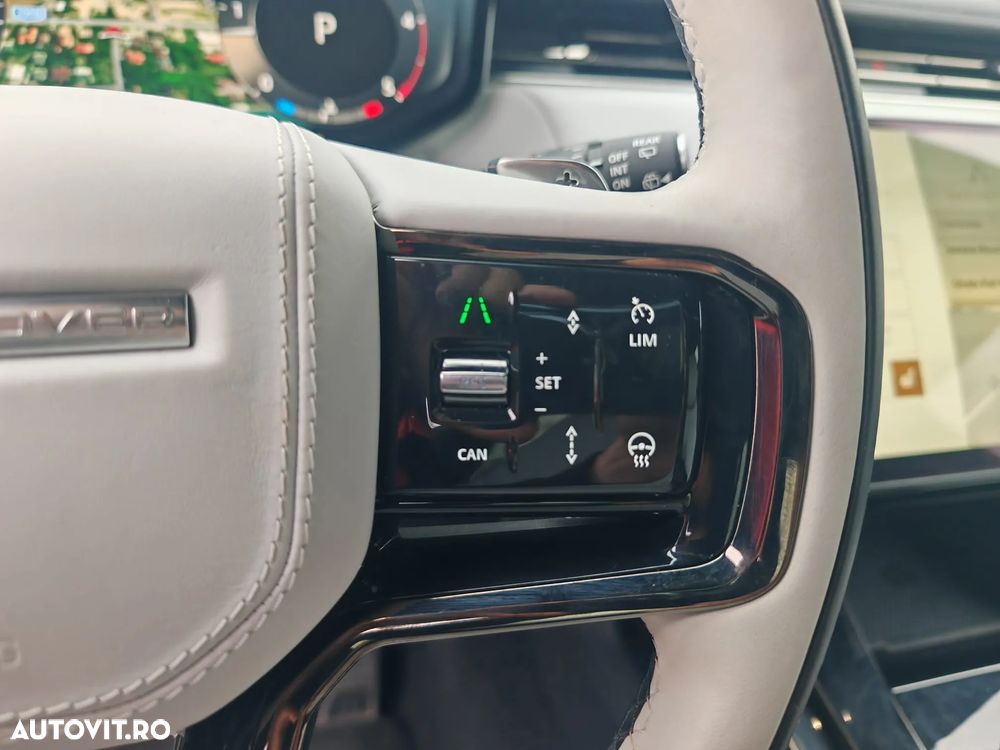 Land Rover Range Rover Sport 3.0 I6 D250 MHEV Dynamic SE - 13