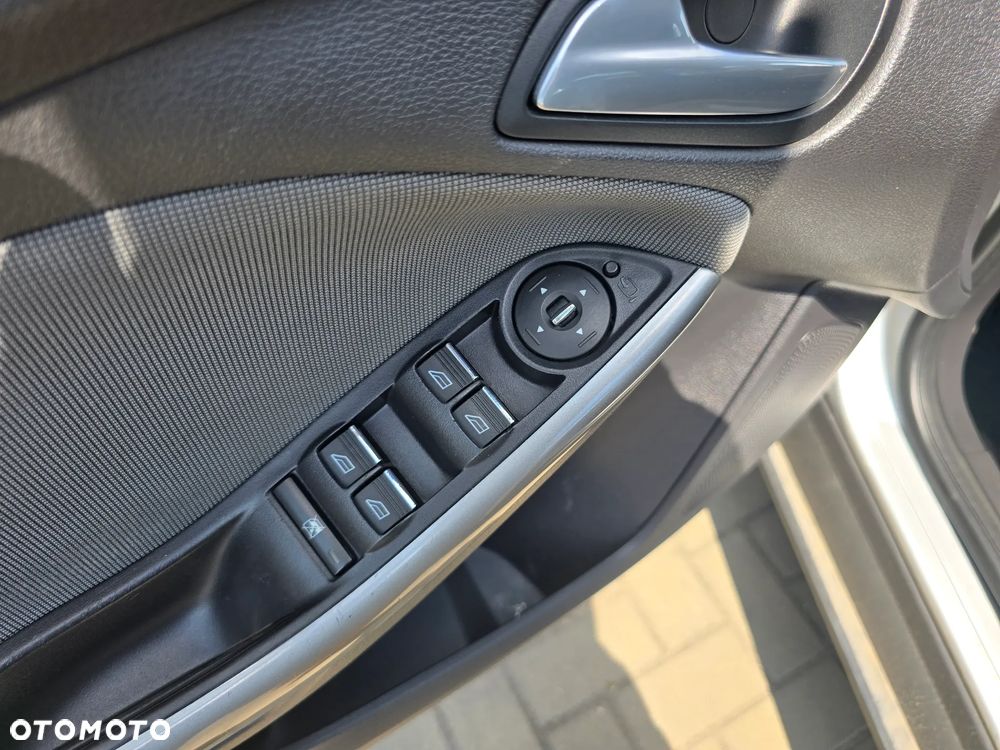 Ford Focus - 24