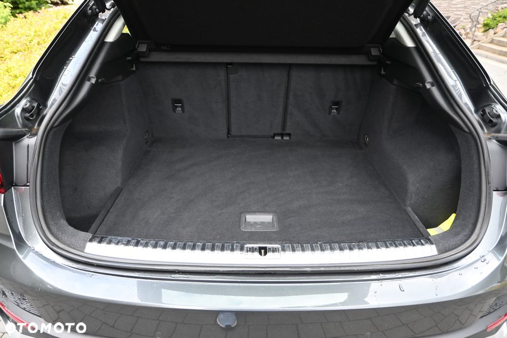 Audi Q3 Sportback 35 TDI S tronic S line - 34