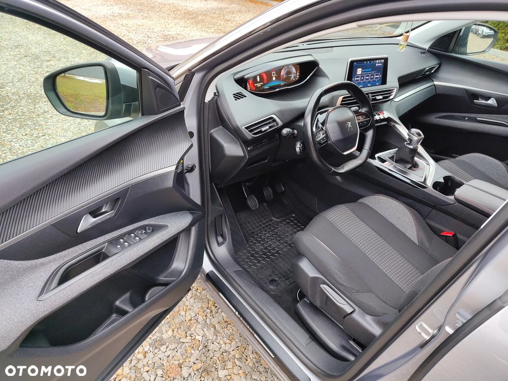 Peugeot 3008 BlueHDi 130 Stop & Start Allure - 17