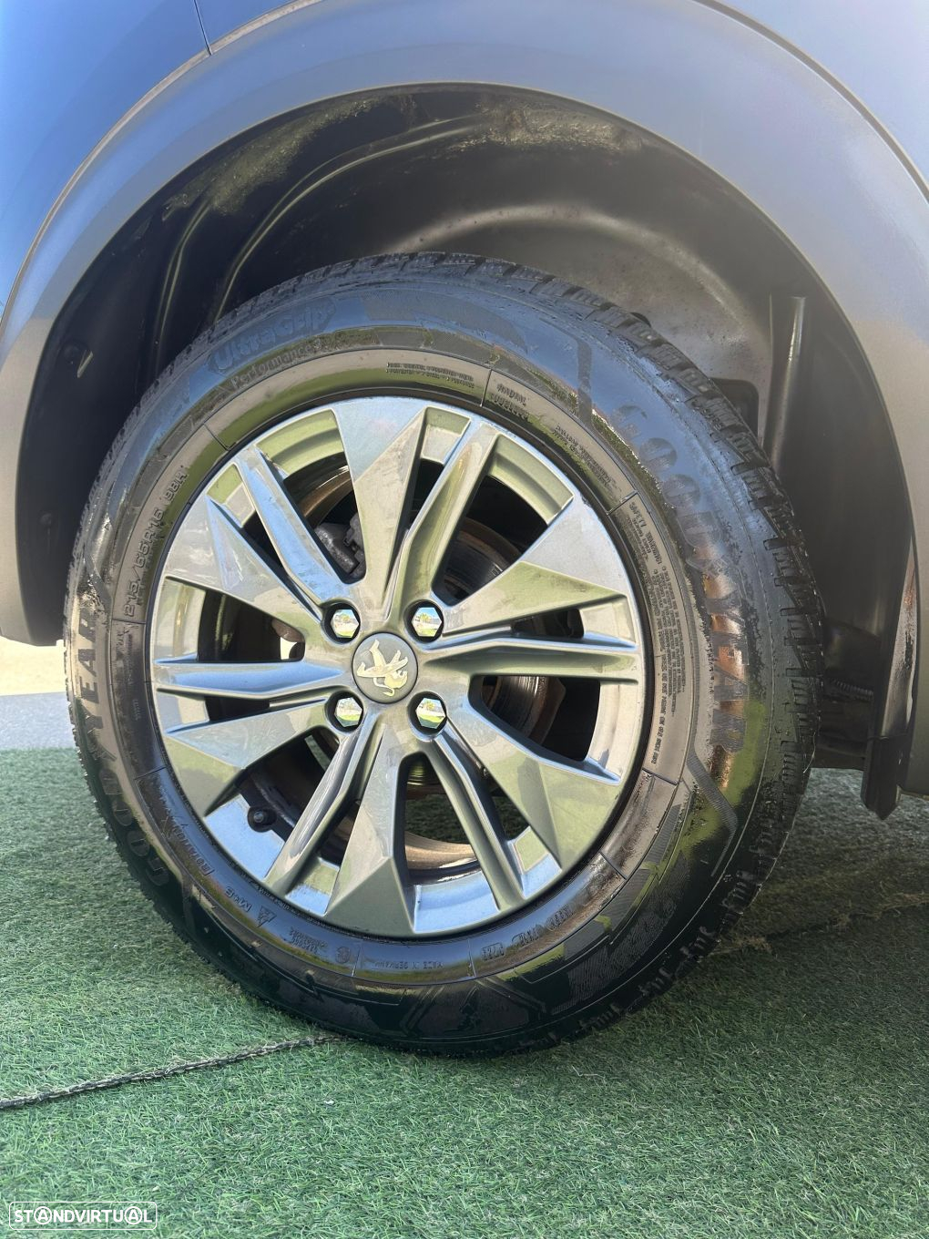 Peugeot 2008 1.2 PureTech Active Pack - 33