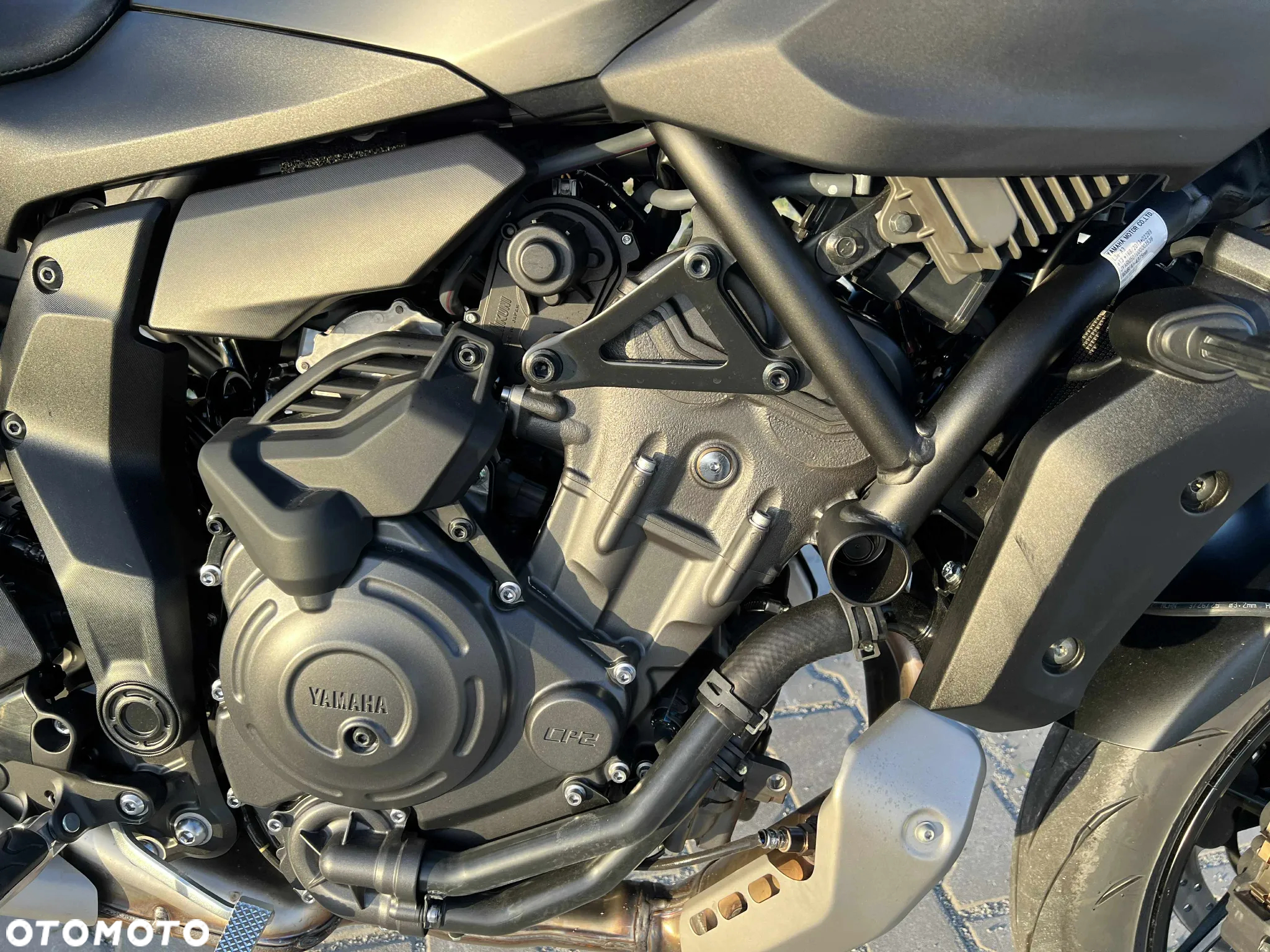 Yamaha MT - 27