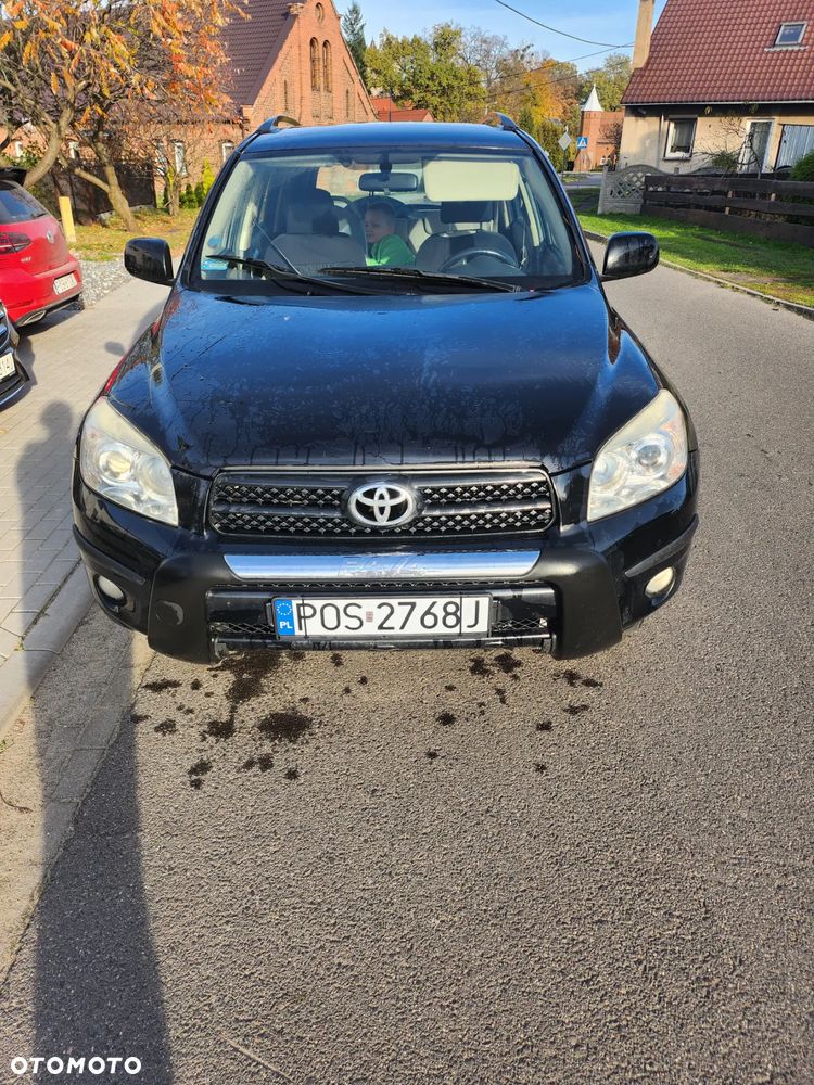Toyota RAV4 - 4