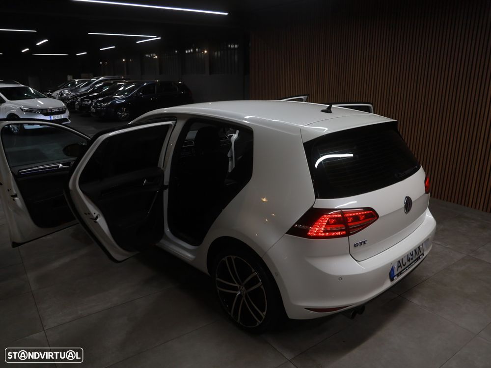 VW Golf 1.4 GTE Plug-In-Hybrid DSG - 13