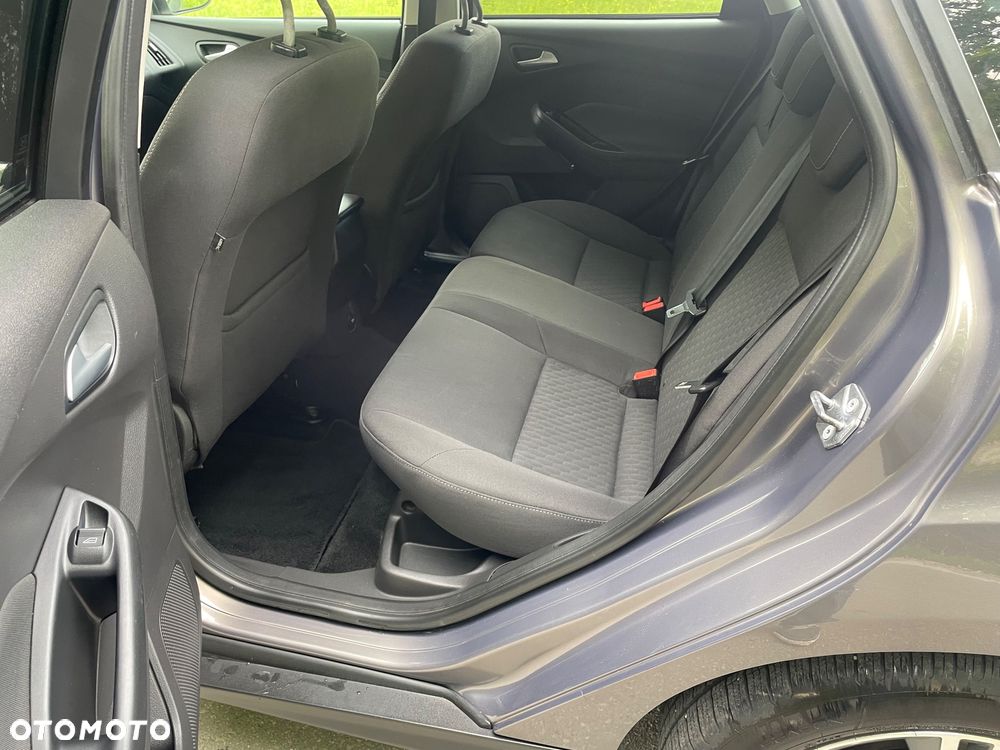Ford Focus 1.6 TDCi DPF Start-Stopp-System Titanium - 25
