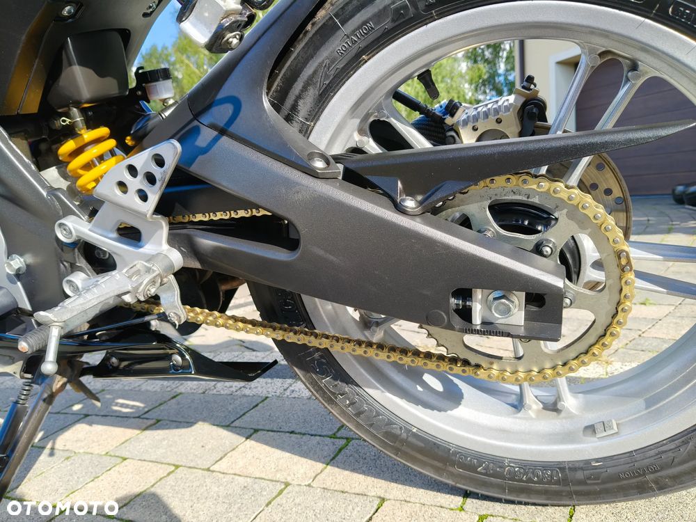 Yamaha R125 - 16