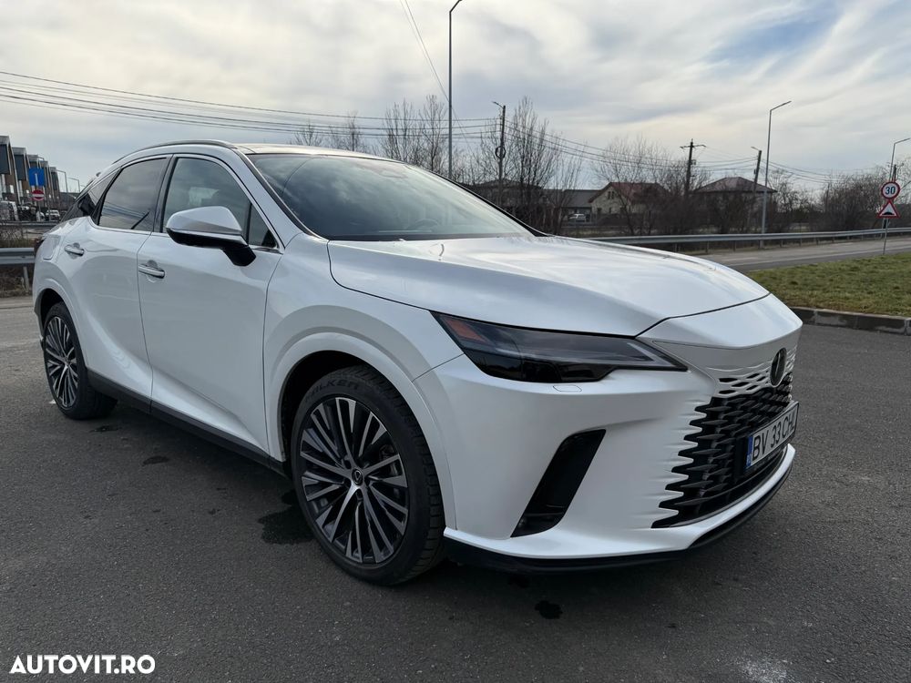 Lexus Seria RX 450h+ E-Four PHEV Executive - 3