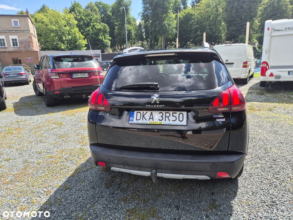 Peugeot 2008 1.2 PureTech Active S&S - 8