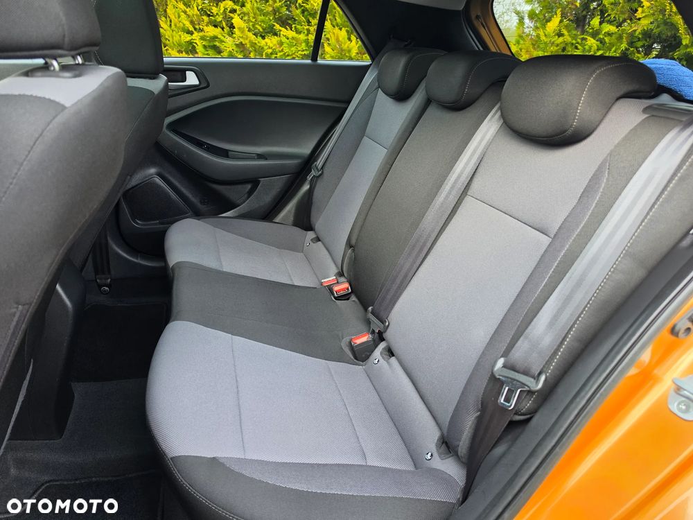 Hyundai i20 1.2 Passion Plus - 28