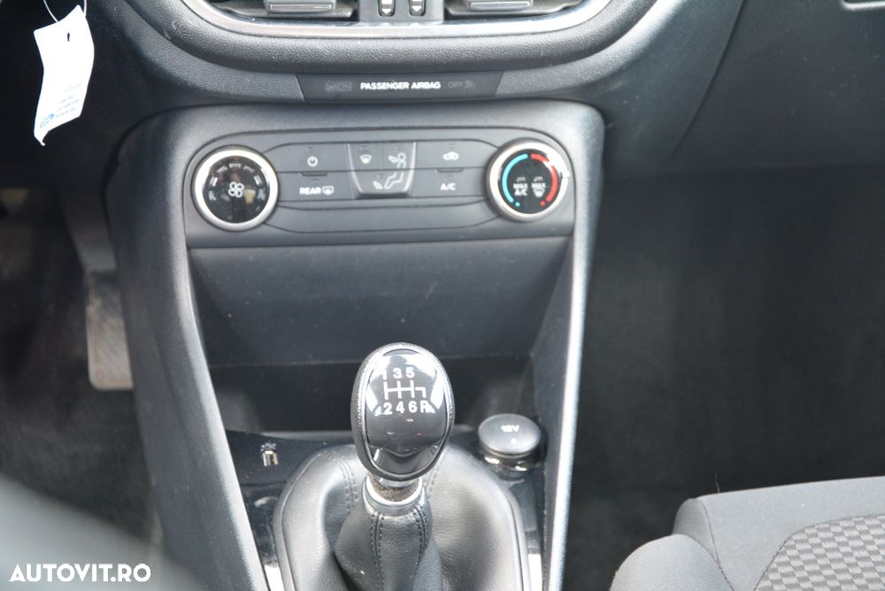 Ford Fiesta 1.0 EcoBoost S&S COOL&CONNECT - 11