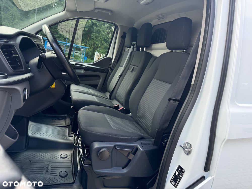 Ford Transit Custom - 16