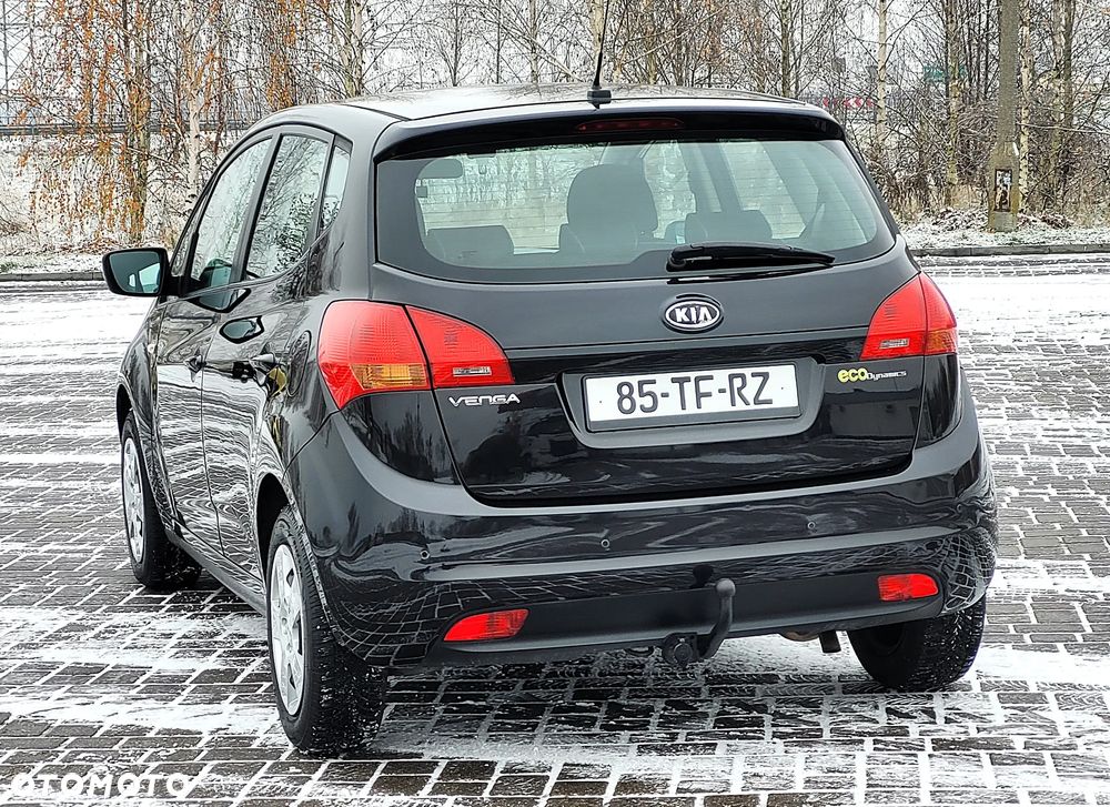 Kia Venga 1.4 CVVT Business Line - 12