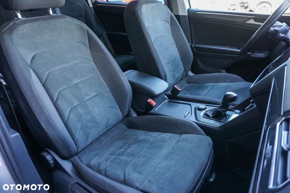 Volkswagen Tiguan 2.0 TSI 4Mot R-Line DSG - 38