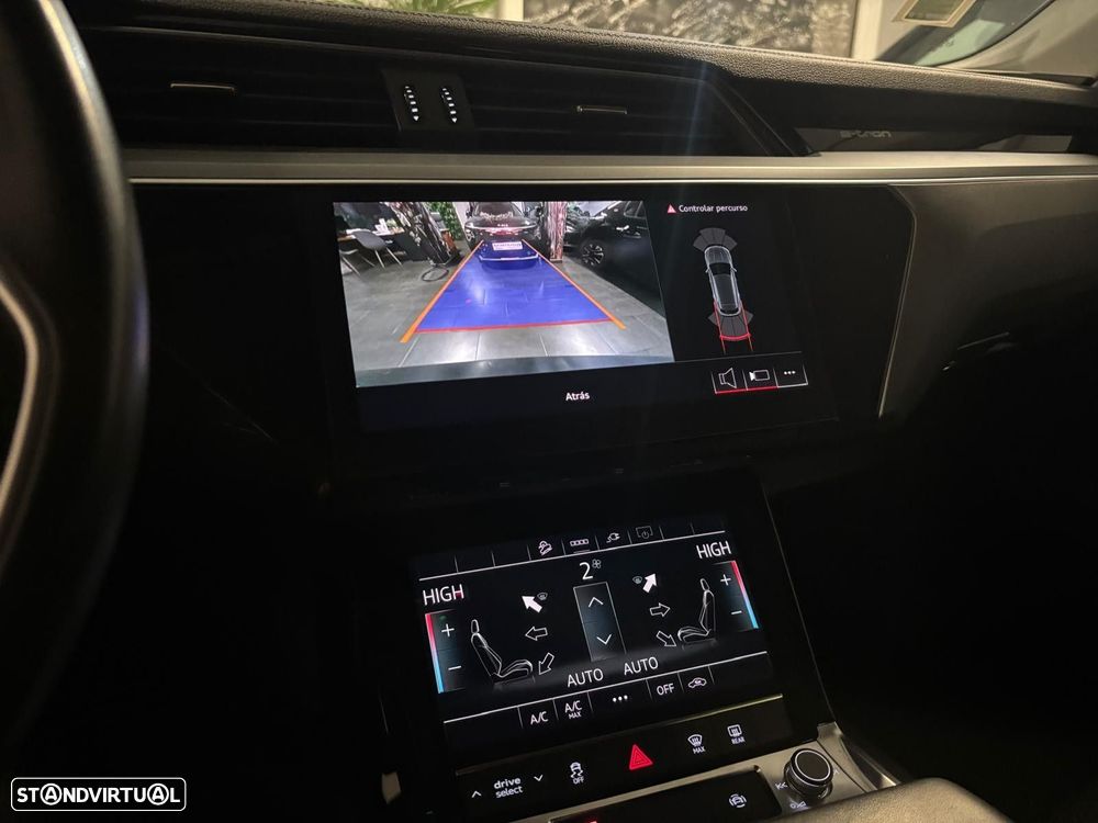 Audi Q8 e-Tron 55 quattro advanced - 8