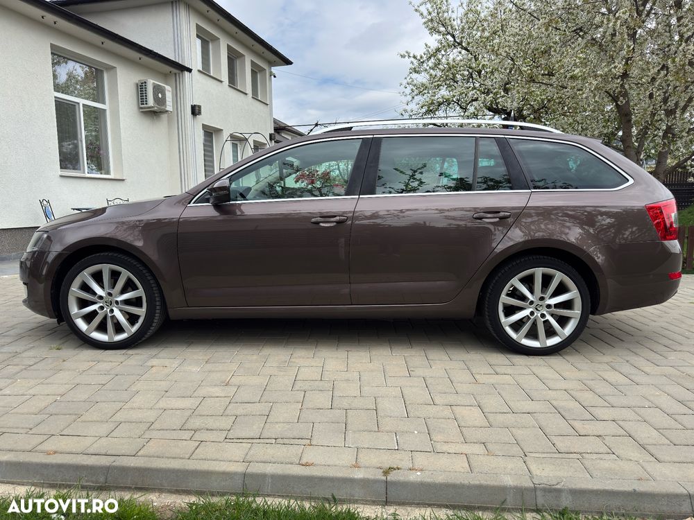 Skoda Octavia 1.4 TSI ELEGANCE DSG - 9