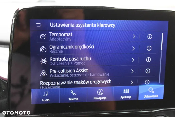 Ford Fiesta 1.0 EcoBoost Hybrid S&S TITANIUM X - 26