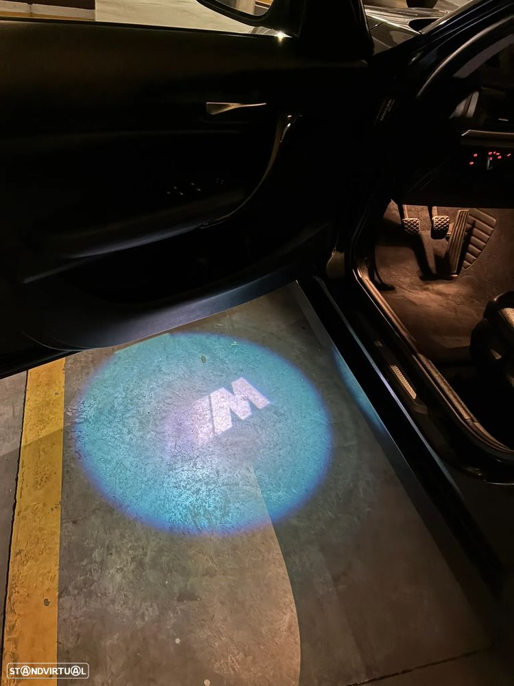 BMW 118 d Pack M - 26