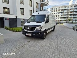 Mercedes-Benz 319 - 1
