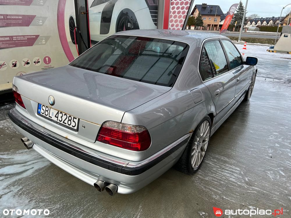 BMW Seria 7 740i - 6