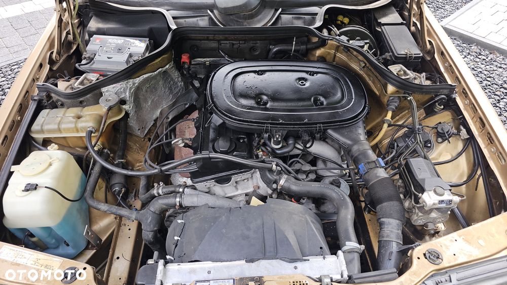 Mercedes-Benz W124 (1984-1993) - 28