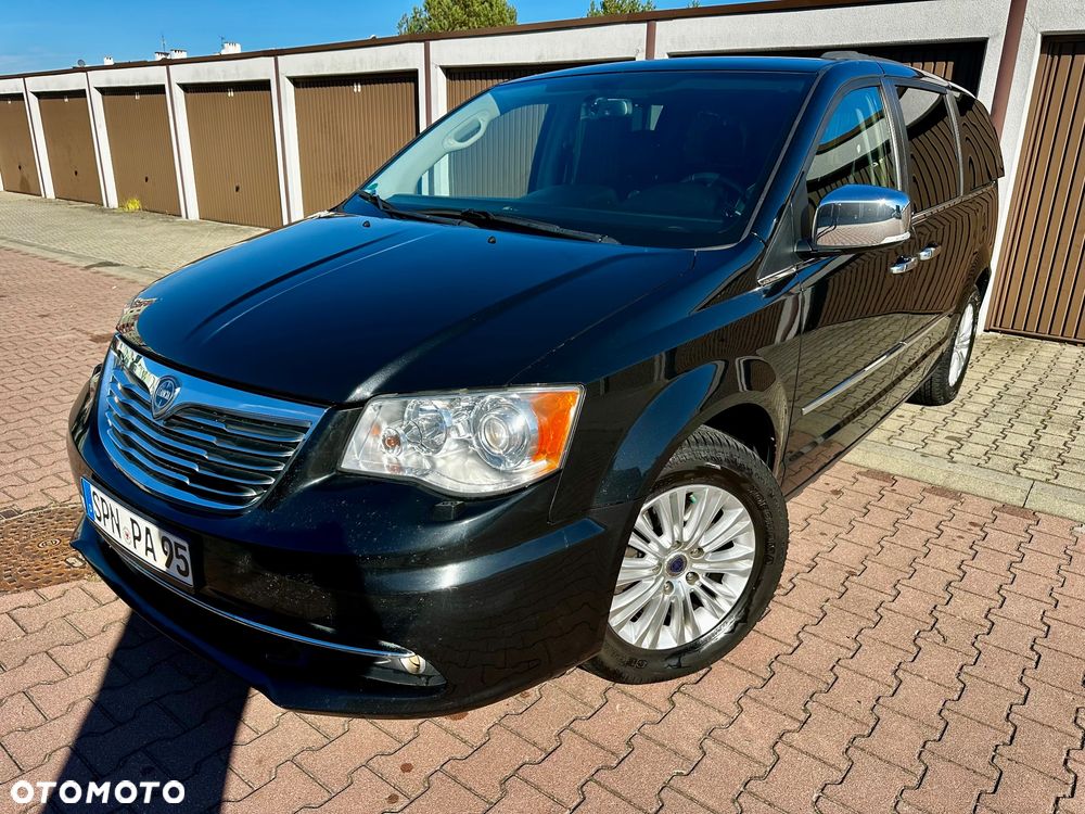 Lancia Voyager - 37