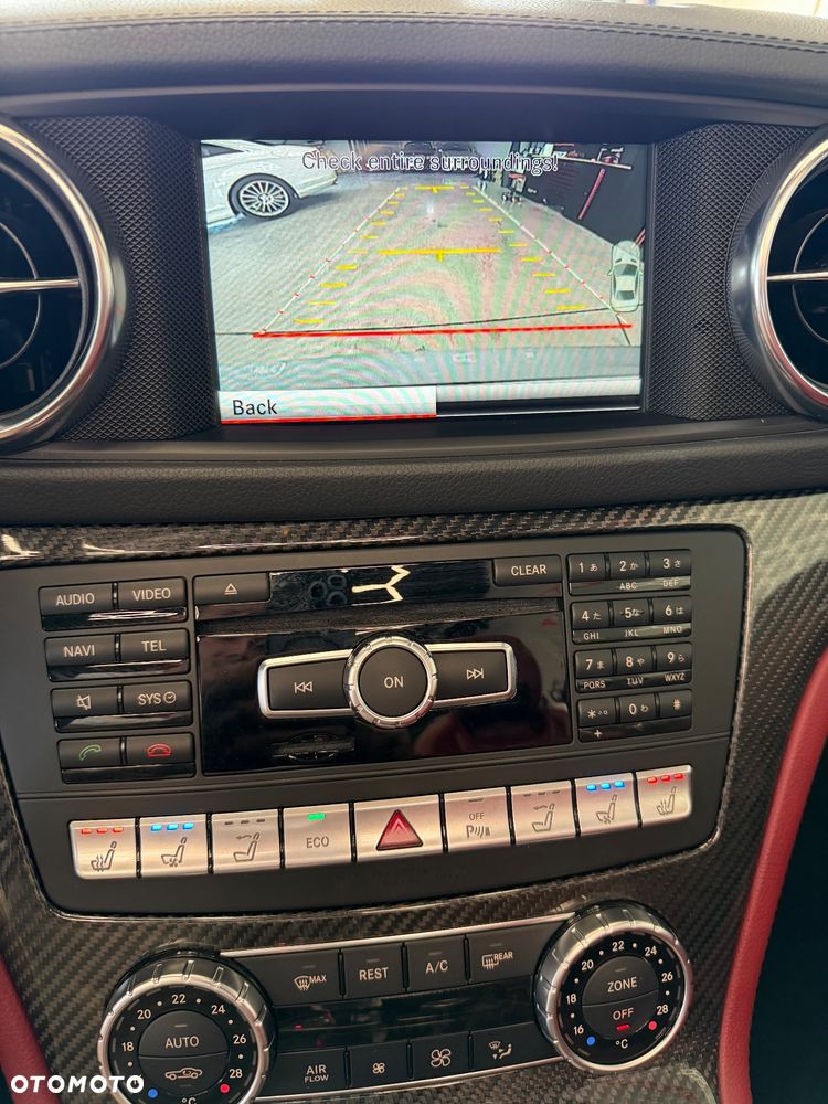 Mercedes-Benz SL 63 AMG AMG Speedshift MCT 7-Gang Sportgetriebe - 24