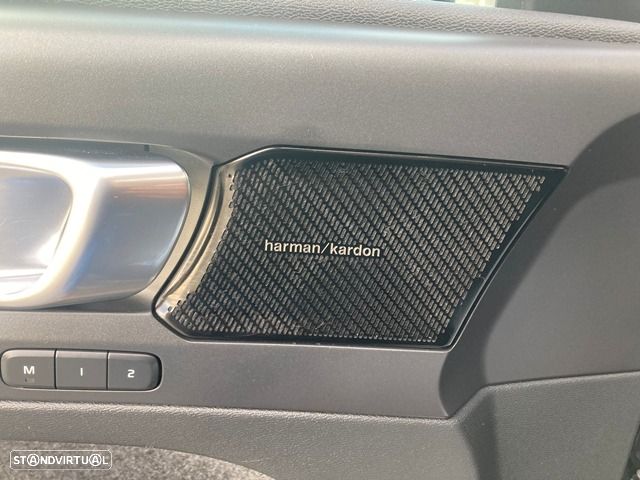 Volvo XC 40 T5 Recharge DKG RDesign - 37