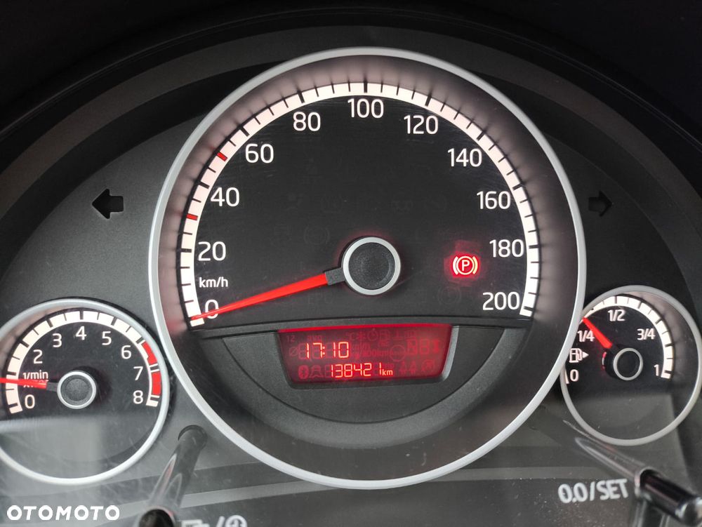 Volkswagen up! 1.0 high - 5