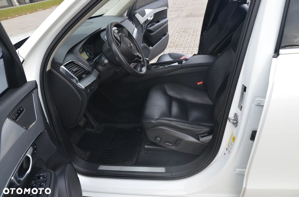 Volvo XC 90 T6 AWD Momentum - 13