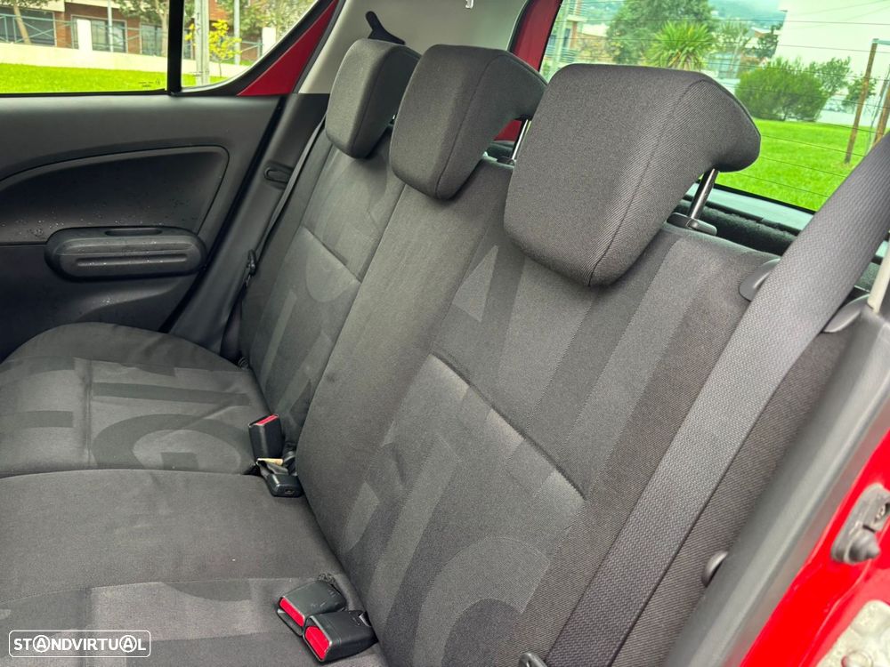 Opel Agila 1.0 Enjoy - 32