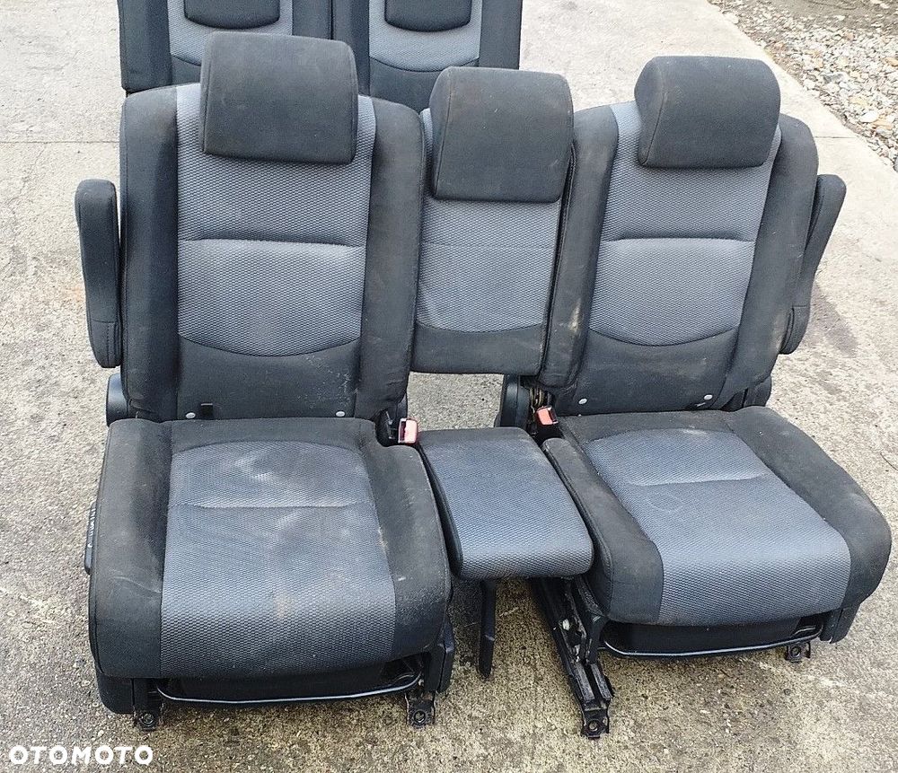 Fotel kierowcy pasażera kanapa 3 rzędy 7 osób Mazda 5 - 3