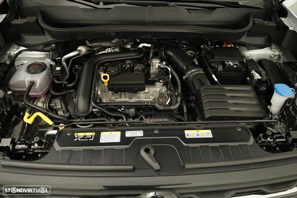 VW T-Cross 1.0 TSI Urban DSG - 23