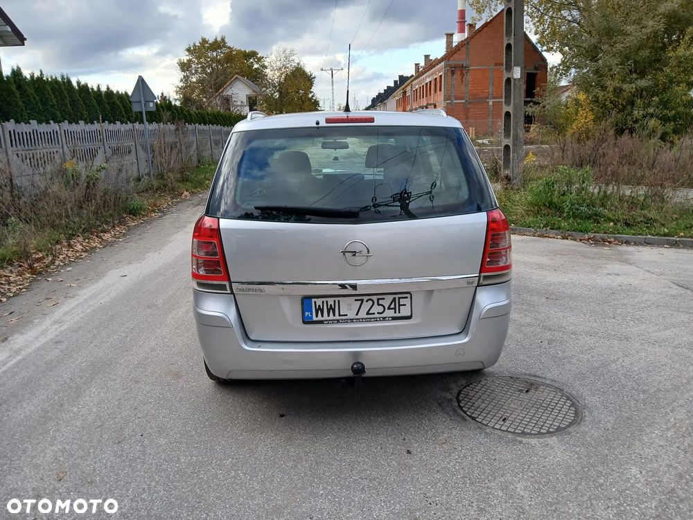 Opel Zafira - 12