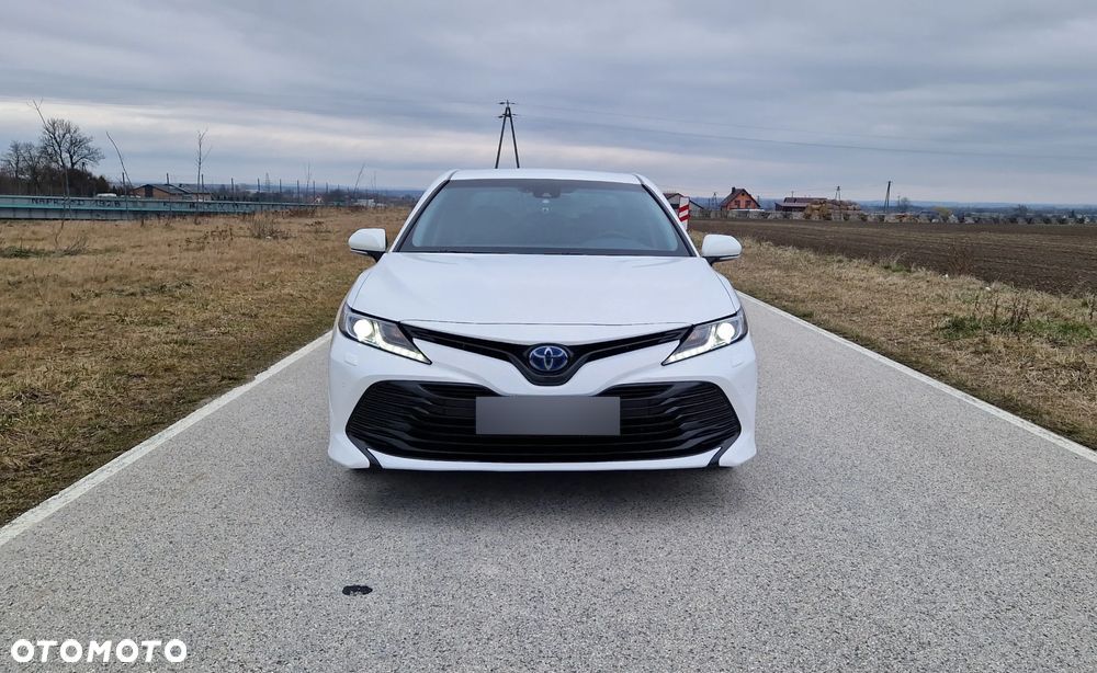 Toyota Camry 2.5 Hybrid Comfort CVT - 8