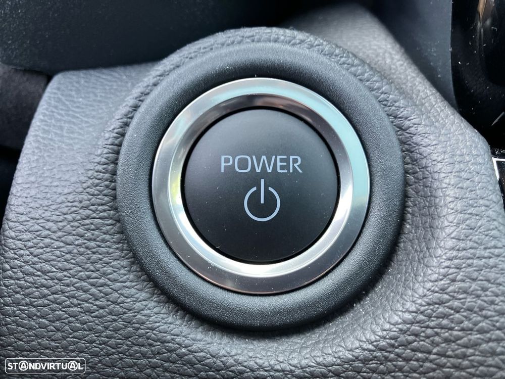 Toyota Yaris Cross 1.5 HDF Luxury - 30