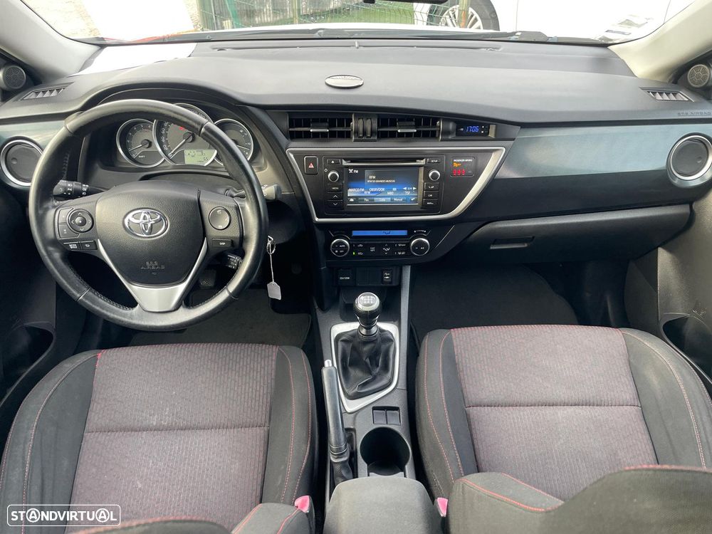 Toyota Auris Touring Sports 1.4 D-4D Active+AC - 9