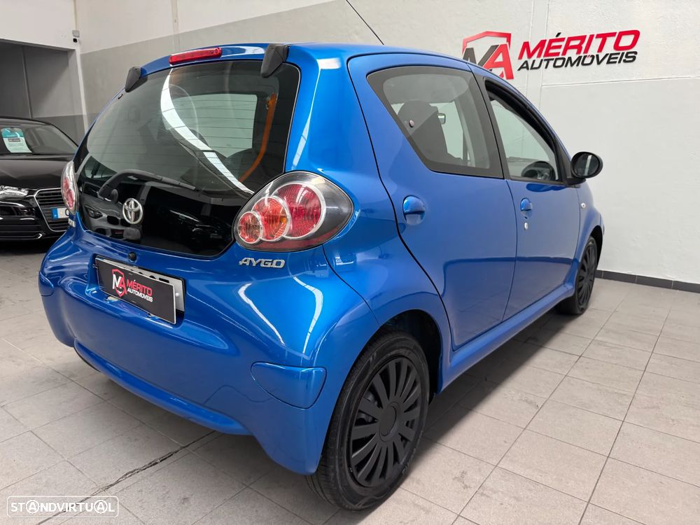 Toyota Aygo CoolBlue - 3