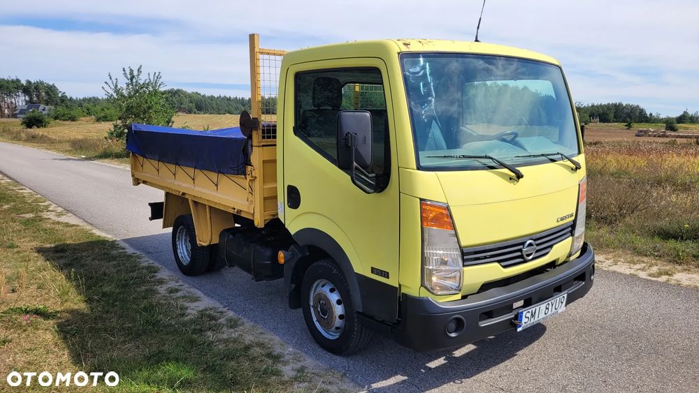 Nissan CABSTAR - 9