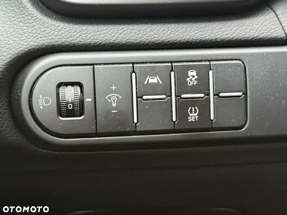 Kia Ceed 1.5 T-GDI Business Line Plus - 29