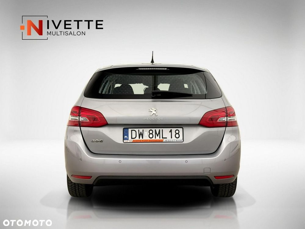 Peugeot 308 - 10