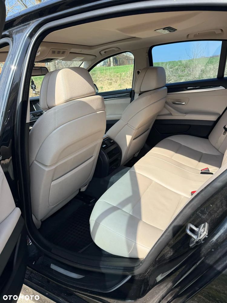 BMW Seria 5 530d - 13