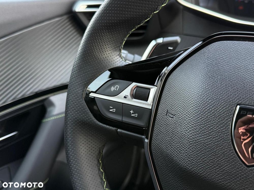 Peugeot 2008 PureTech 130 GT S&S EAT8 - 26
