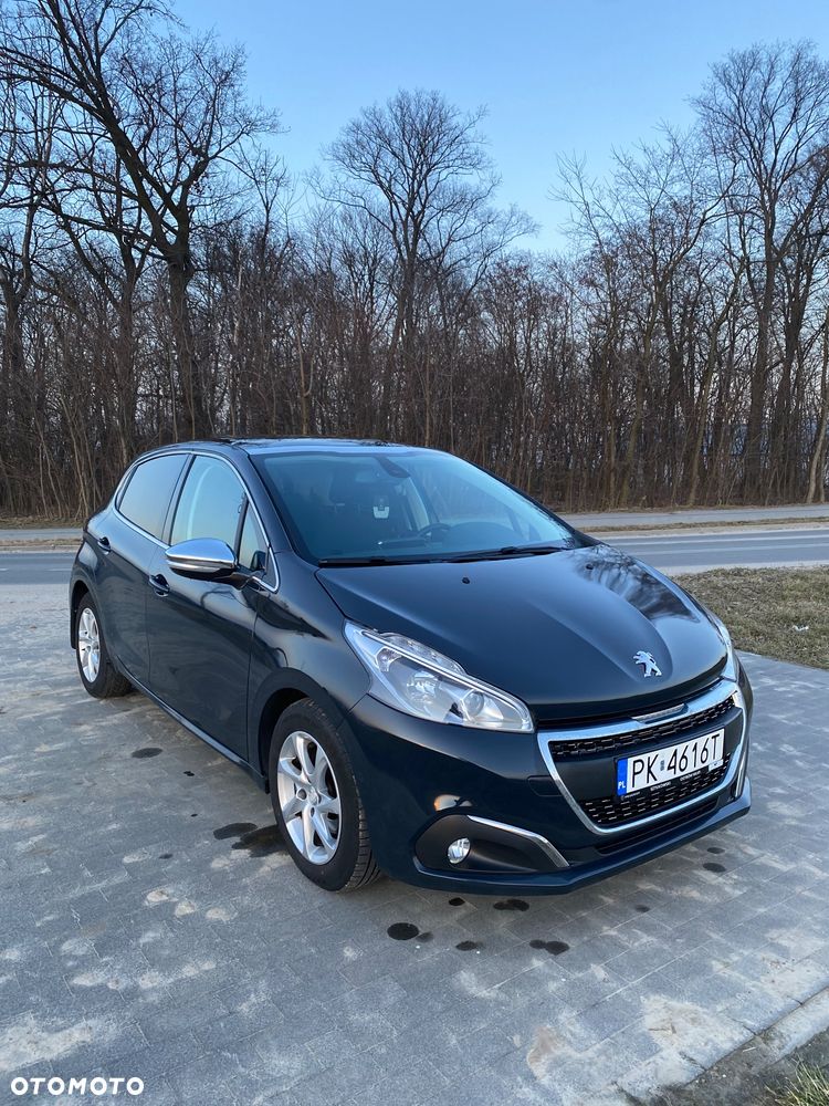 Peugeot 208 - 7