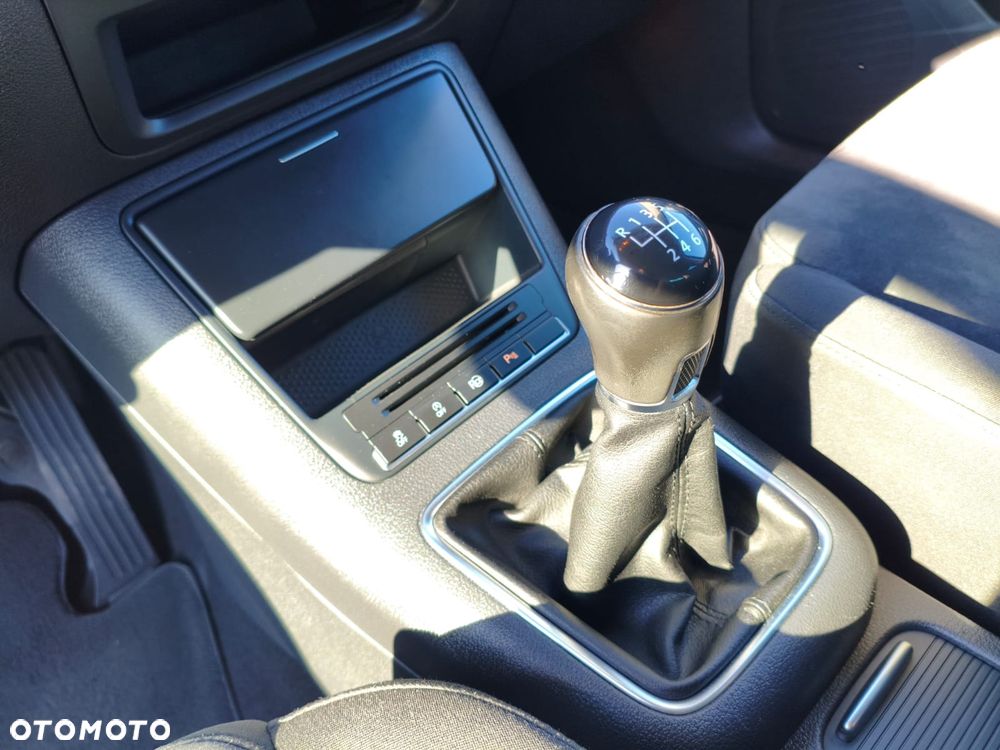 Volkswagen Tiguan - 31
