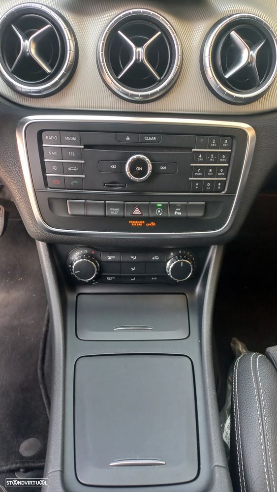 Mercedes-Benz CLA 200 d 7G-DCT Urban — fotografia 9
